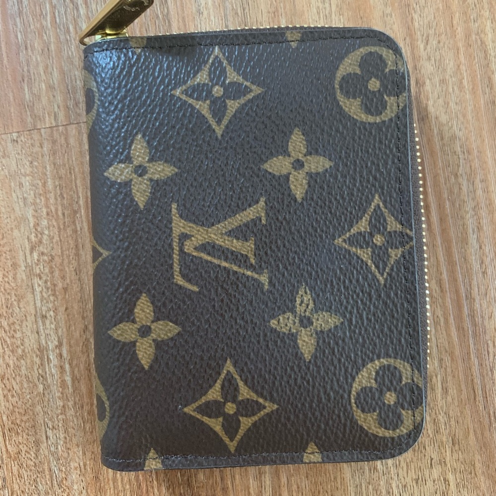 Louis Vuitton Zippy Coin Purse